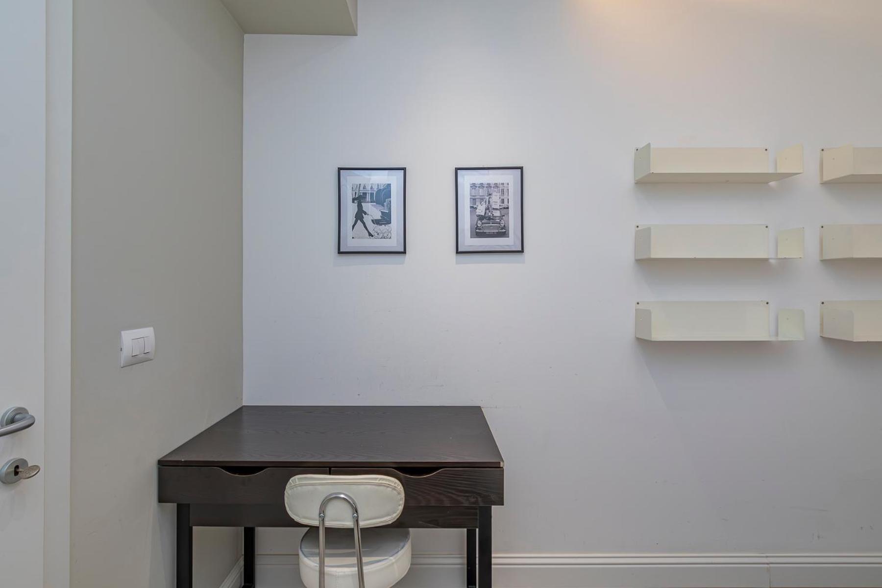 Xenia - Modern Three-room In Moscova Area Milan