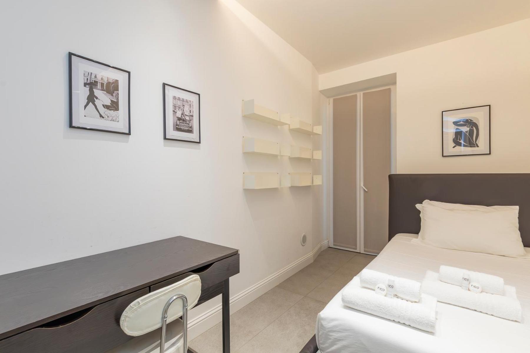 Xenia - Modern Three-room In Moscova Area * Milan