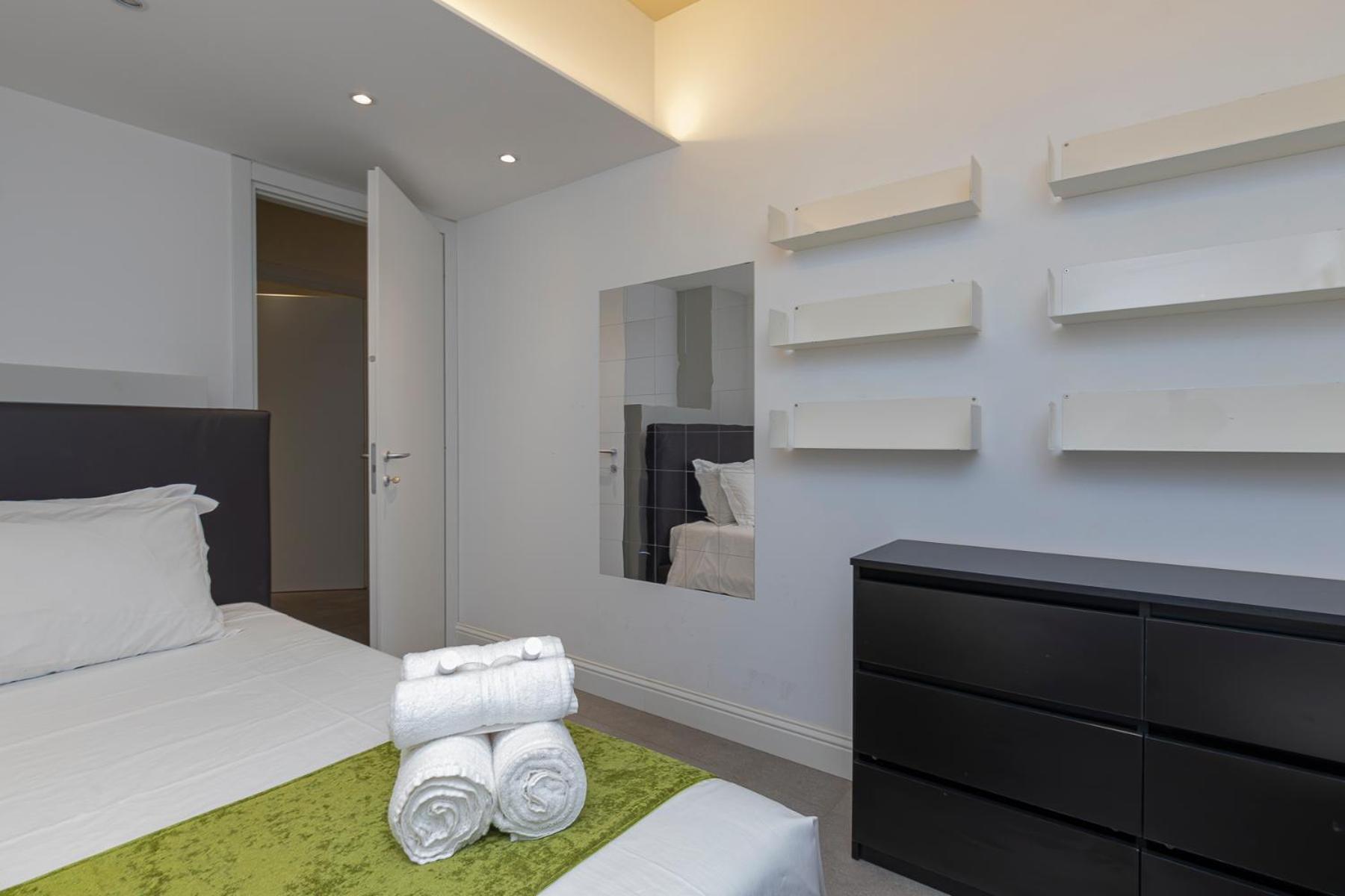 Xenia - Modern Three-room In Moscova Area