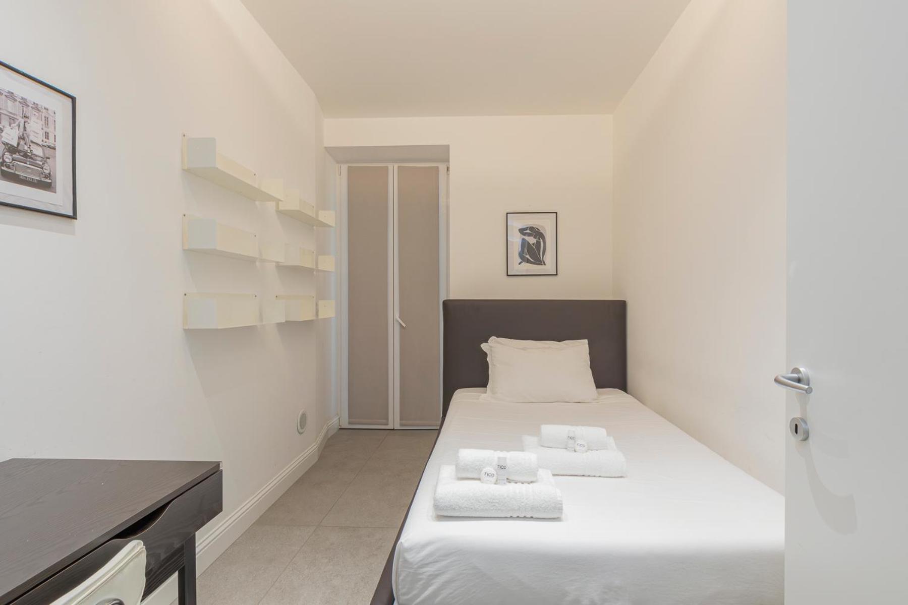Xenia - Modern Three-room In Moscova Area Appartement